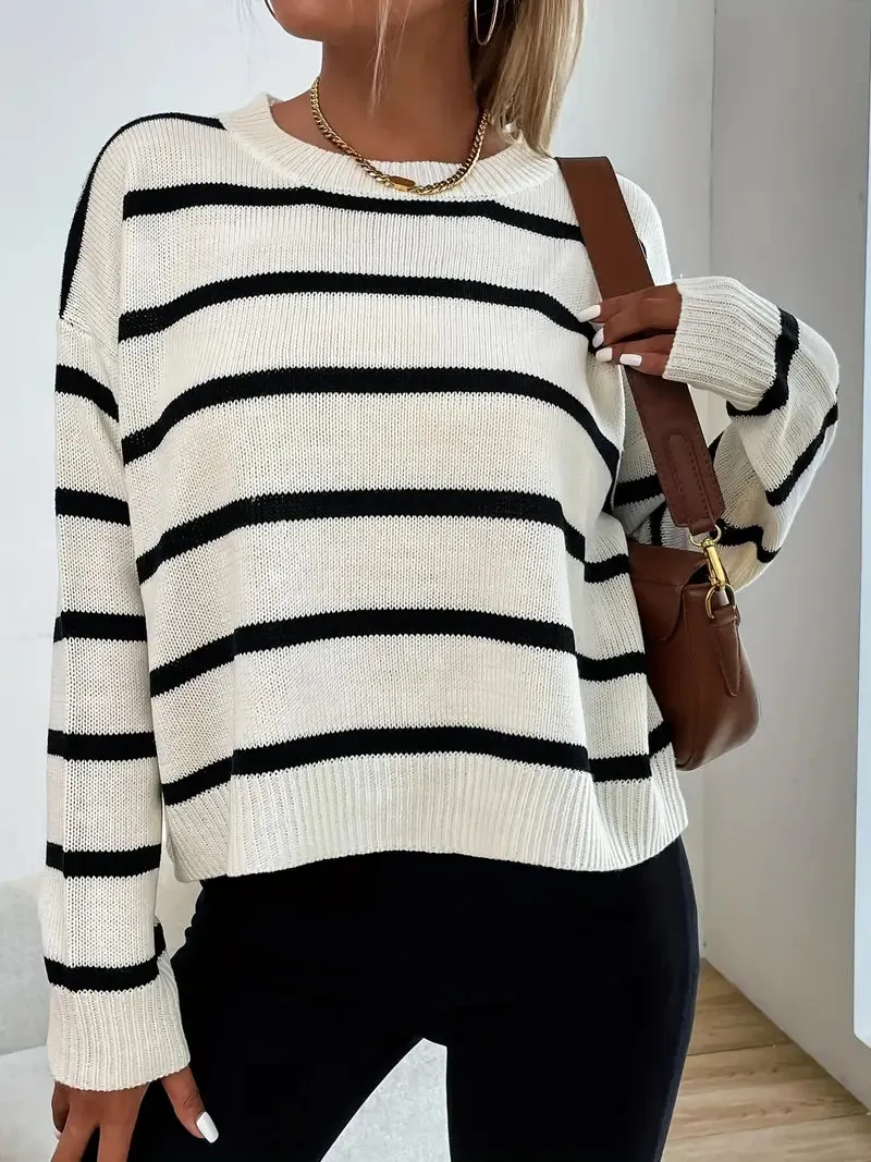 Betty - Women's Ample Black and White Winter Knit Sweater