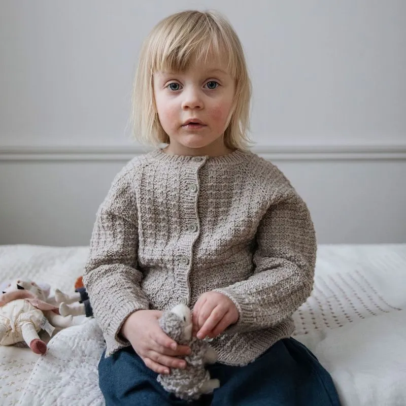 Making Memories: Timeless Knits For Children | Claudia Quintanilla