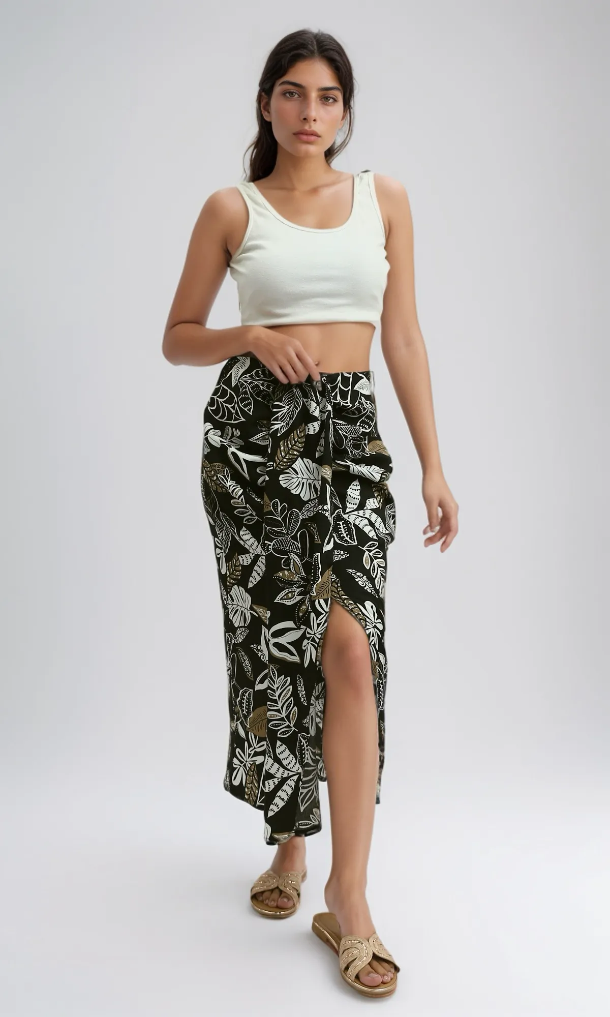 O190359 Elastic Waist Black & White Feminine Slip-On Skirt