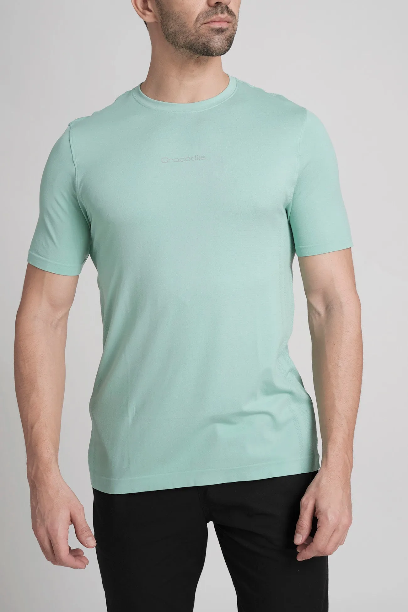 PowerFlow Tee - Green Holiday