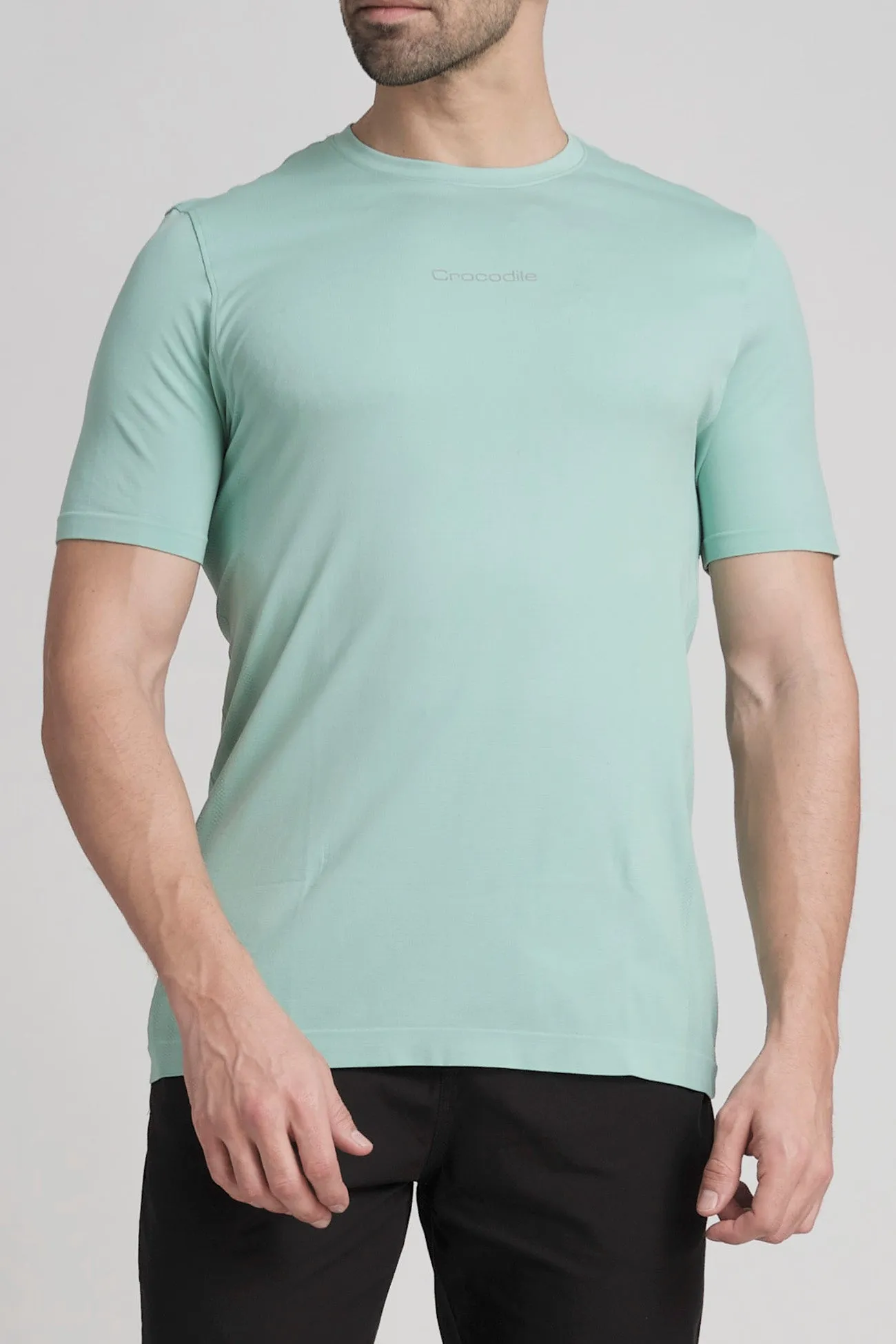 PowerFlow Tee - Green Holiday