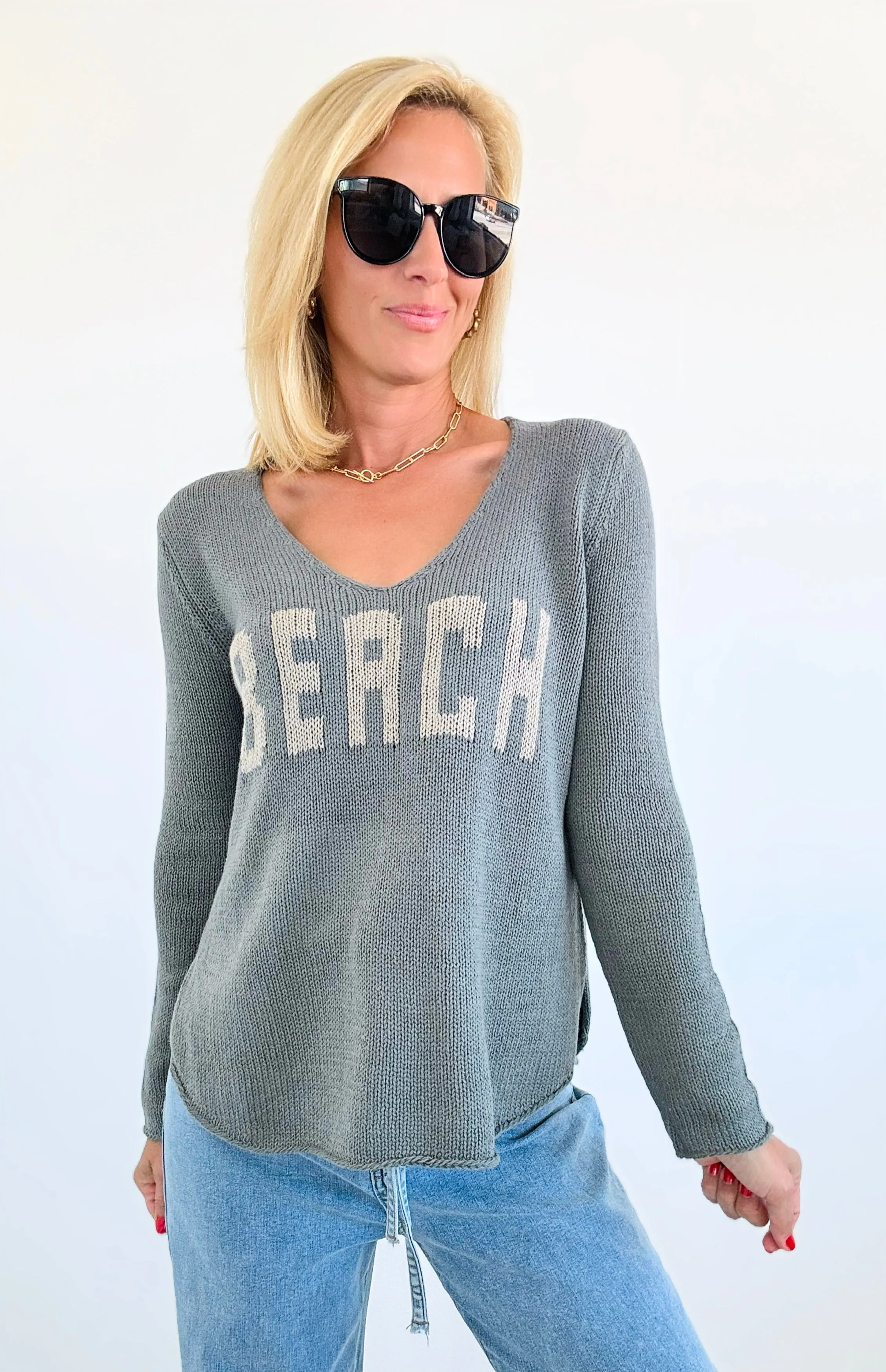 "Beach" Lightweight Knit V Neck Sweater - Army Green